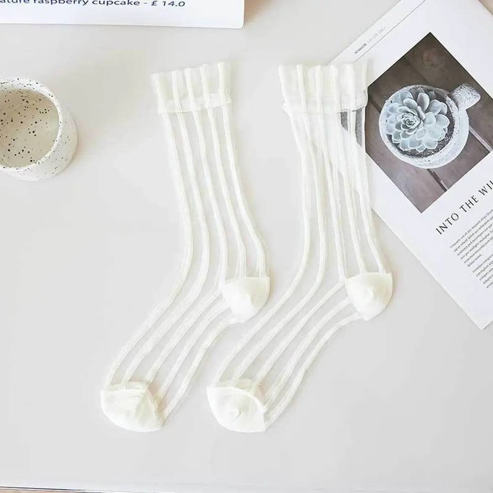 Chaussettes ultra-fines respirantes pour femmes, style japonais, en maille de verre, tube moyen rayé, bonneterie féminine, été