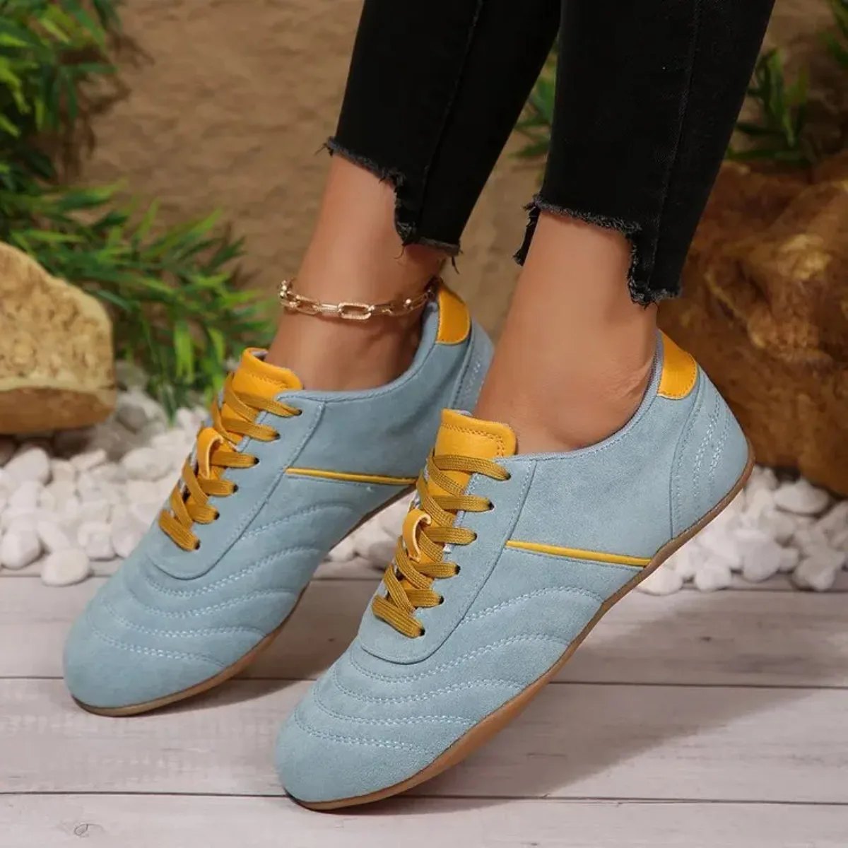 Damen-Sneaker aus natürlichem Wildleder zum Schnüren, 2026 Neu, runde Zehenpartie, weich, bequem, lässig, für Outdoor, Autofahren und Spaziergänge – Detail 8