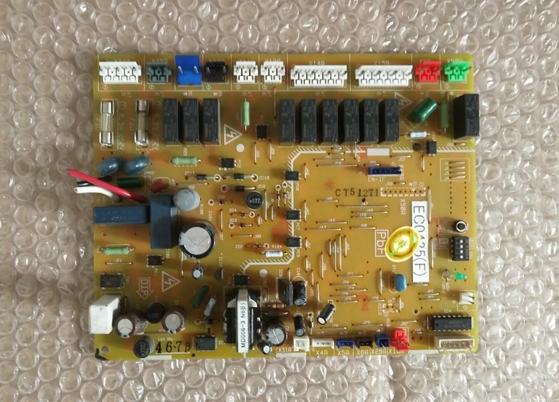 لمكيف الهواء دايكن اللوحة الأم للكمبيوتر الخارجي RY125DQY3C RY125EQAY3C EC0435 (E) (F) (D)