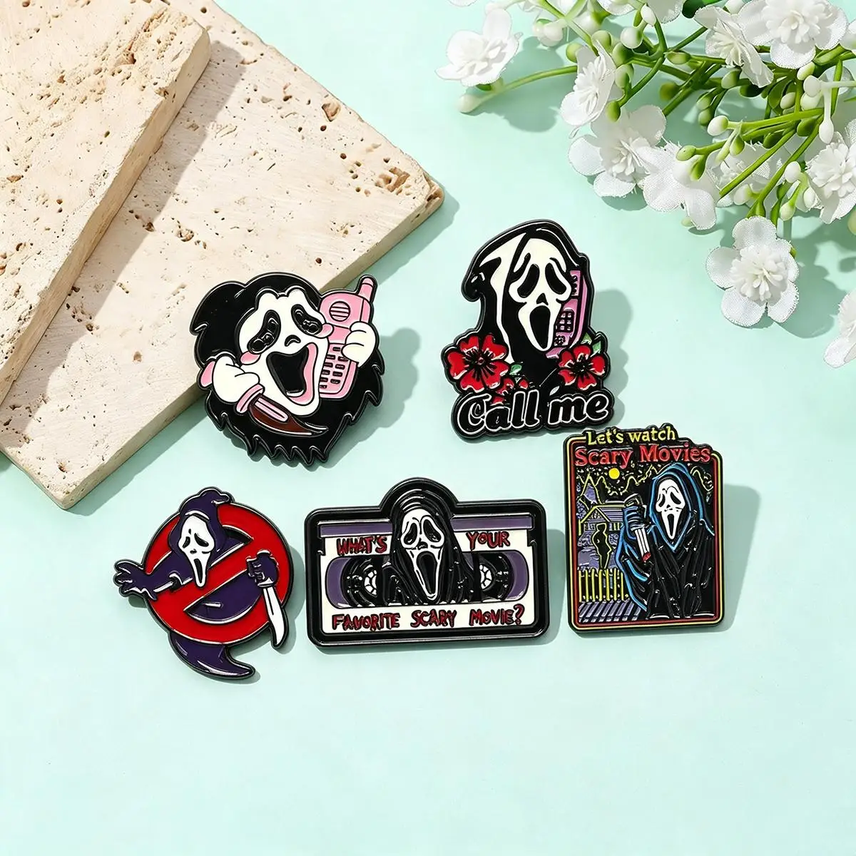 5PCS Horror Skull Ghost Enamel Brooch Set,Gothic Punk Metal Lapel Badge for Backpack Clothing,Funny Halloween Costume Gift