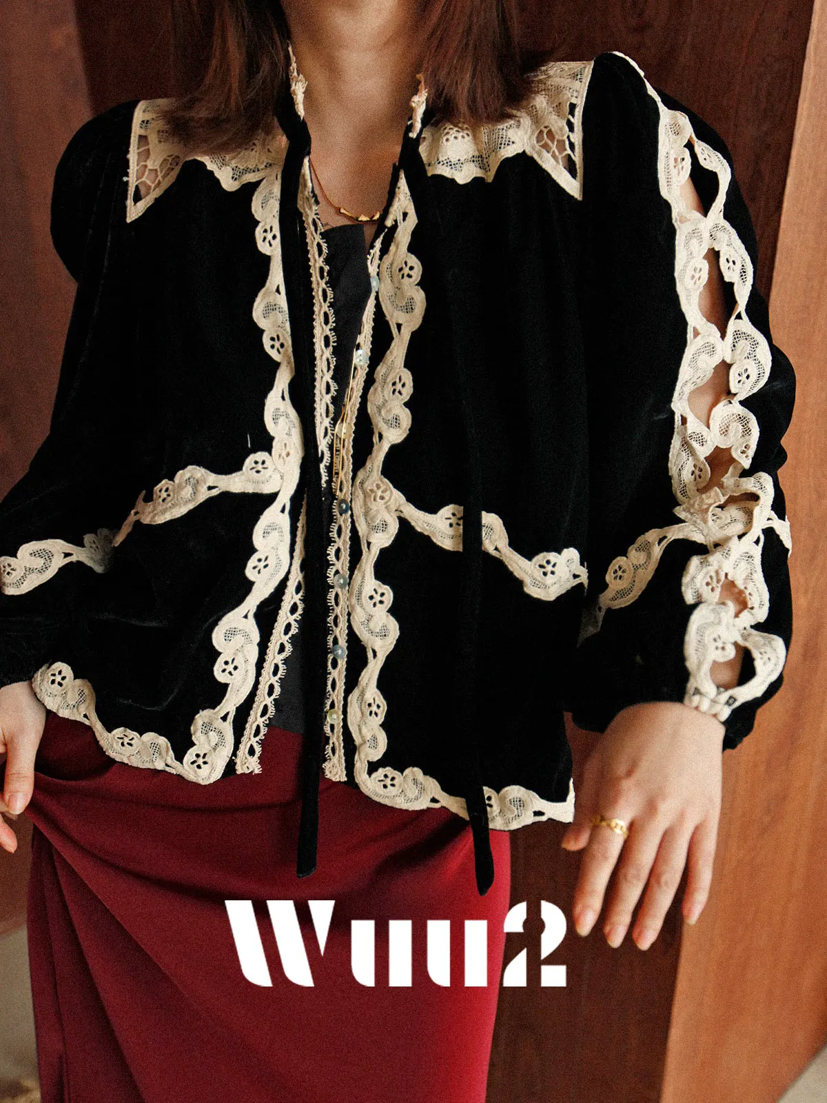 

Черный бархатный кружевной ажурный кардиган в стиле ретро с длинными рукавами и воротником-стойкой для женщин