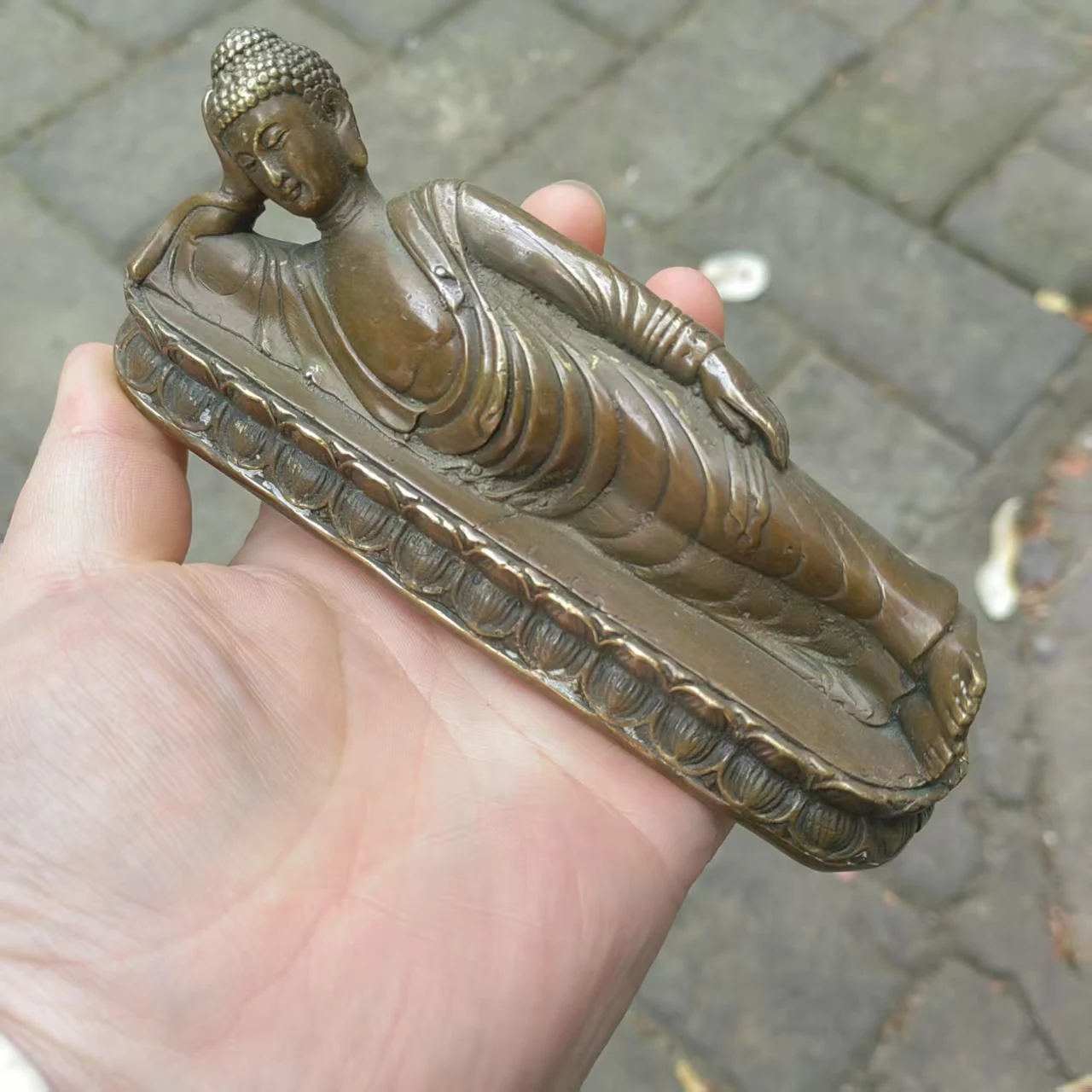 

Vintage Sleeping Buddha Statue, Reclining Gautama Idol Figurine, Peaceful Reclining Buddha, Relaxing Buddha Pose, Feng Shui Sha