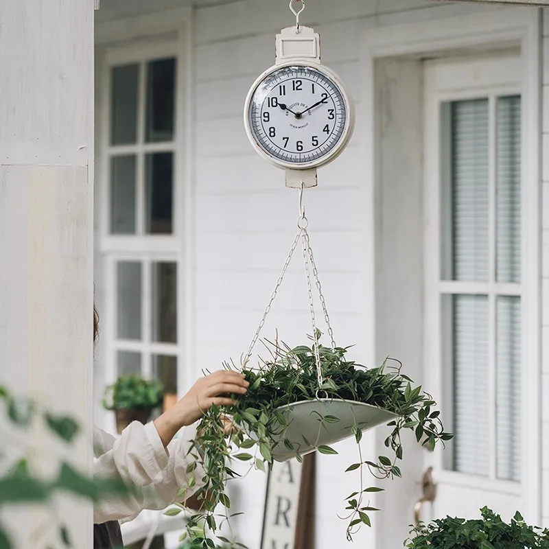 French Retro Ironwork Round Wall Clocks Creative Simple Courtyard Clocks Luxury Convenient Multifunctional Balcony Home Decor