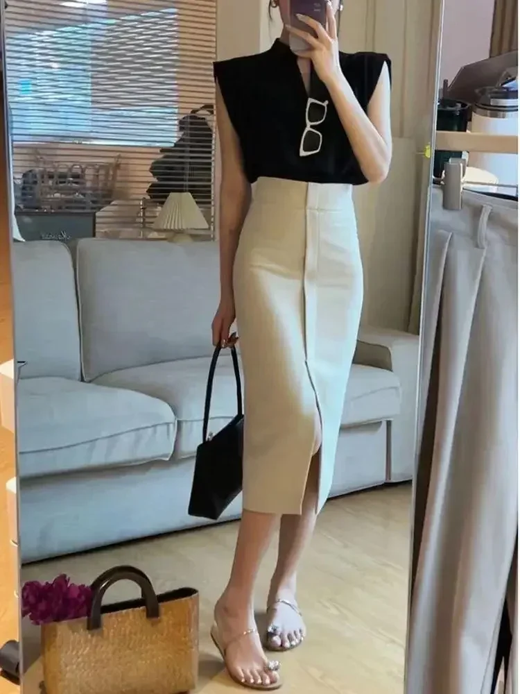 Women Blouses V-neck Korean Style Elegant Chic White Sleeveless Shirts Black Crop Tops Office Style Old Money Aesthetic
