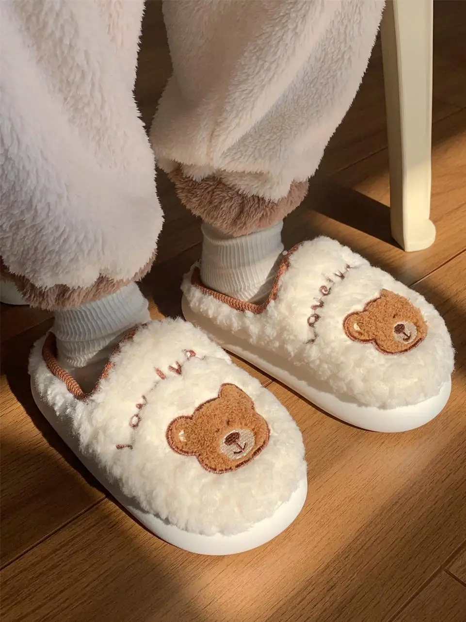 

Cute Teddy Bear Couple Cotton Slippers For Man Women Home Slippers Anti Slip And Warm Winter Indoor Household Slippers