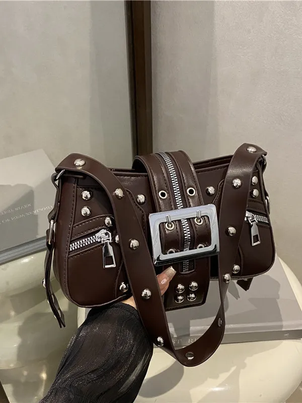 bolsa-de-cintura-retro-punk-com-rebites-bolsa-de-ombro-Unico-texturizada-feminina-bolsa-de-axila-vintage-mochila-casual-b