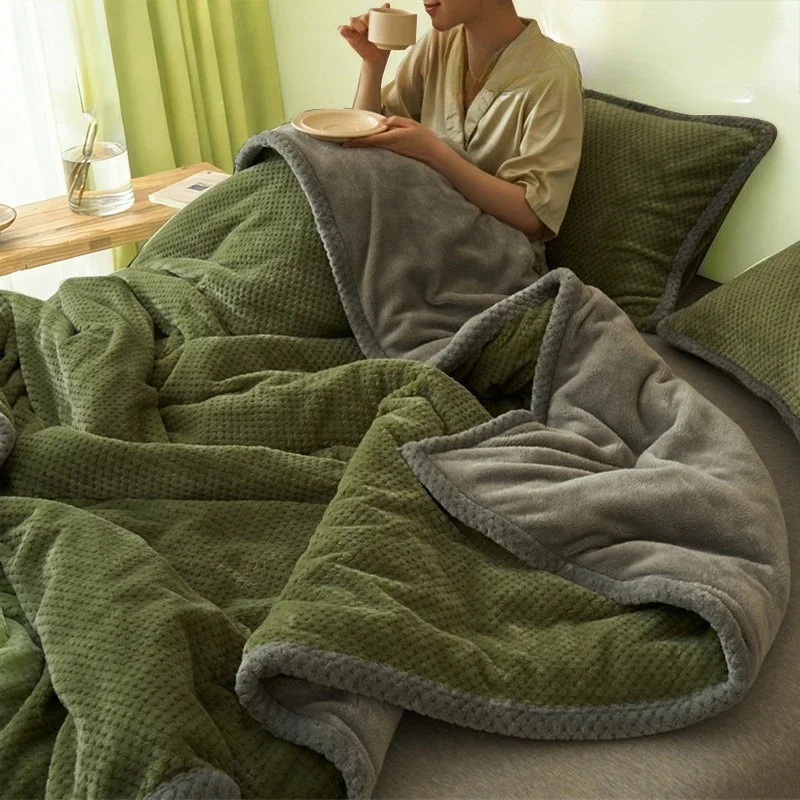 Thickened Coral Fleece Blanket Warm Plush Bed Cover Sheet Bedroom Sofa Couch Office Nap Throw Blankets Soft Delicate Quilt Core