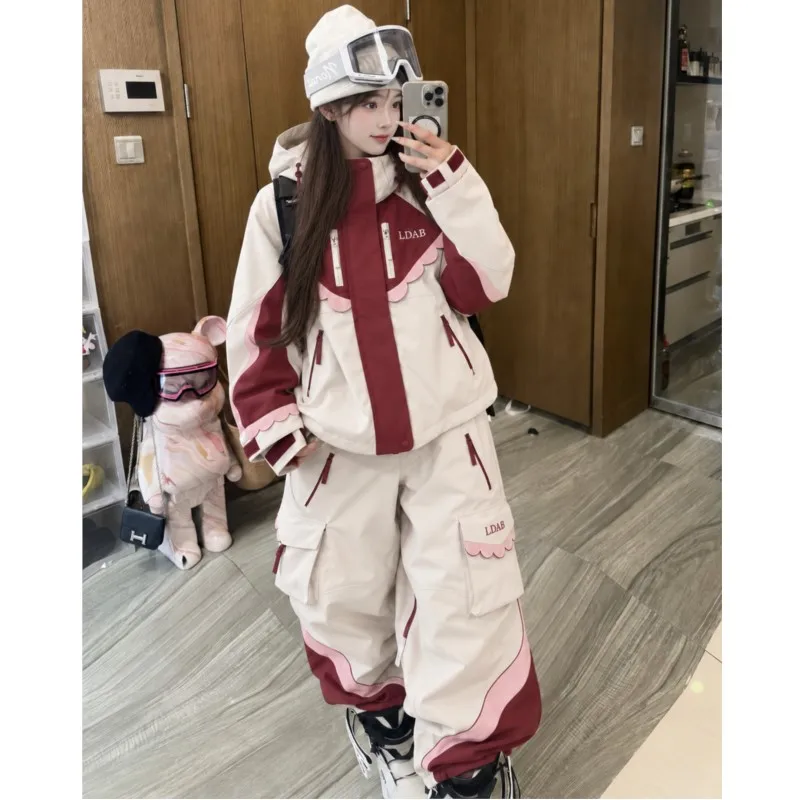 Lotus-Edged Ski Suit for Women Outdoor Windproof Waterproof and Warm Veneer Snowsuit комбинезон горнолыжный женский