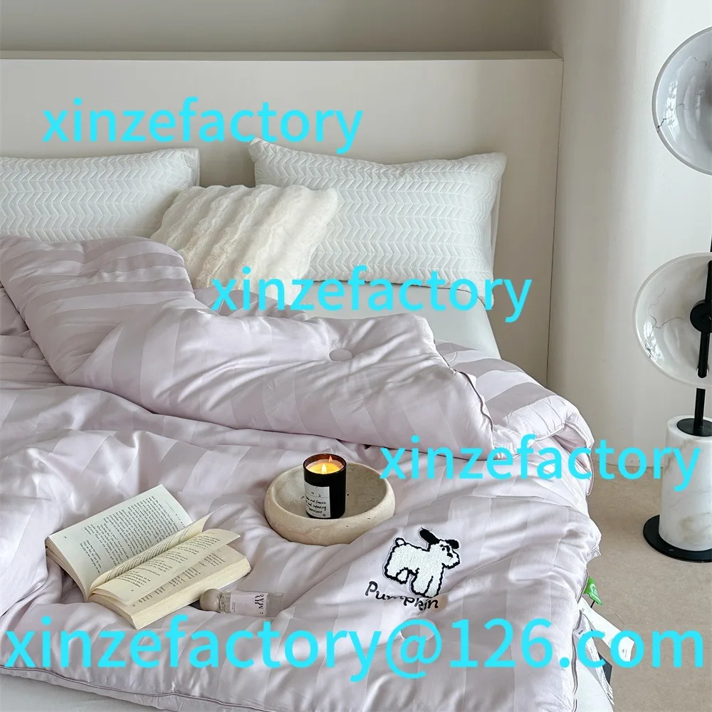 

Customizable Soft Antibacterial Anti-mite Tencel Cotton Jacquard Spring and Autumn Comfort Quilt