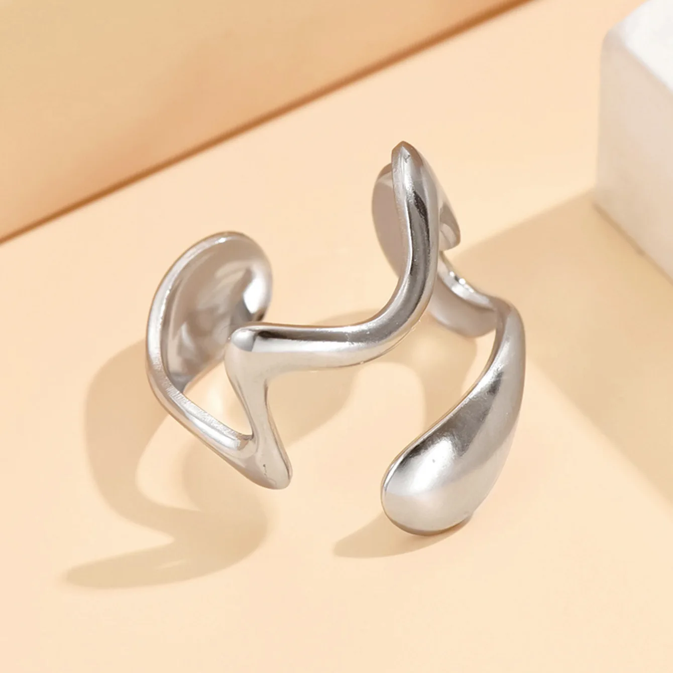 Minimalist Abstract Distorted Droplet Open Ring Stainless Steel Adjustable Finger Ring Jewelry for Women Daily Dating Party Gift