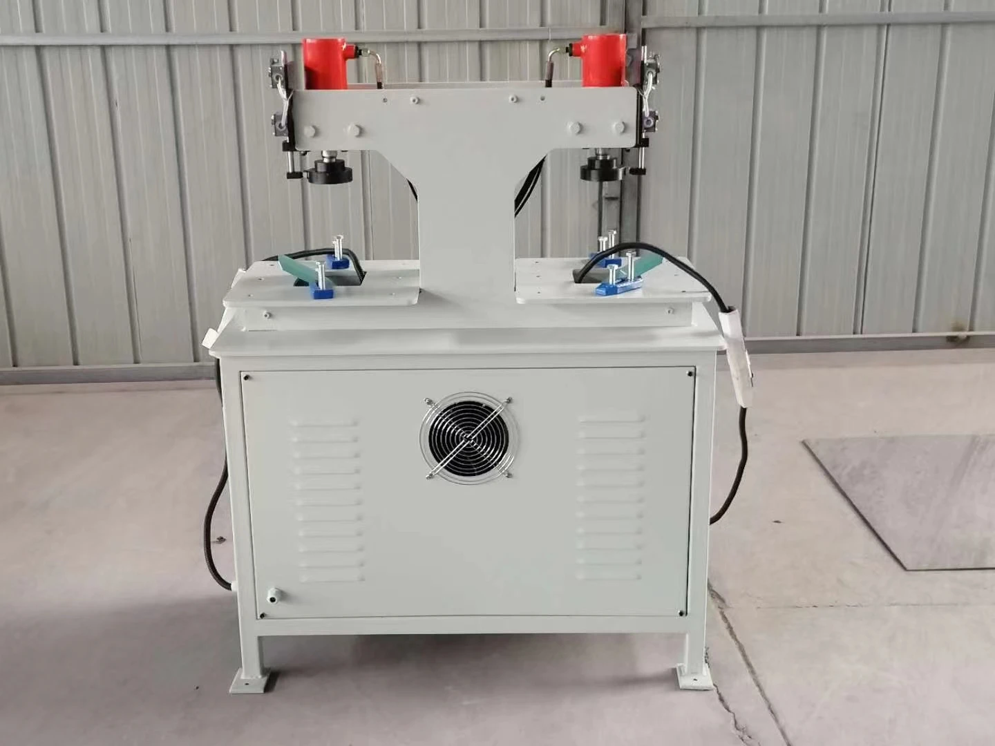 CNC All-electric Servo Turret Punch Press/Hole Punching Turret Punching Machine for Sale