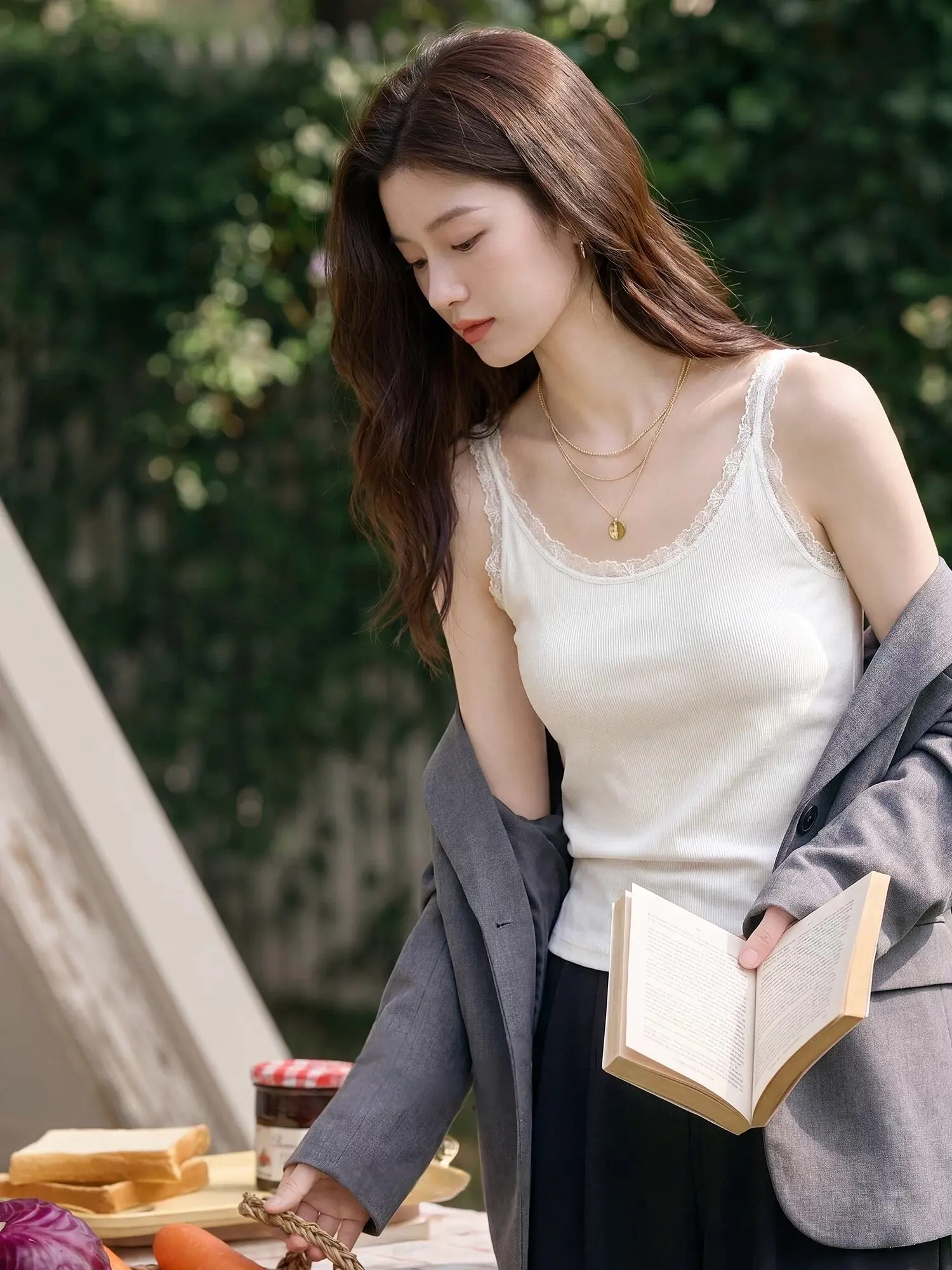 Women's Slim Fit Tank Top Lace Trim Cotton 95% Summer Base Layer Shirt Inner Wear Outer Wear Big Size Beauty Back