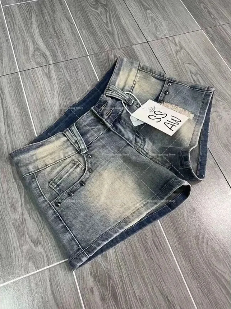 

Gothic Casual Loose Versatile Jeans Women Y2k American Fashion Brand High Waist Washing Retro Harajuku Oversized Shorts Men