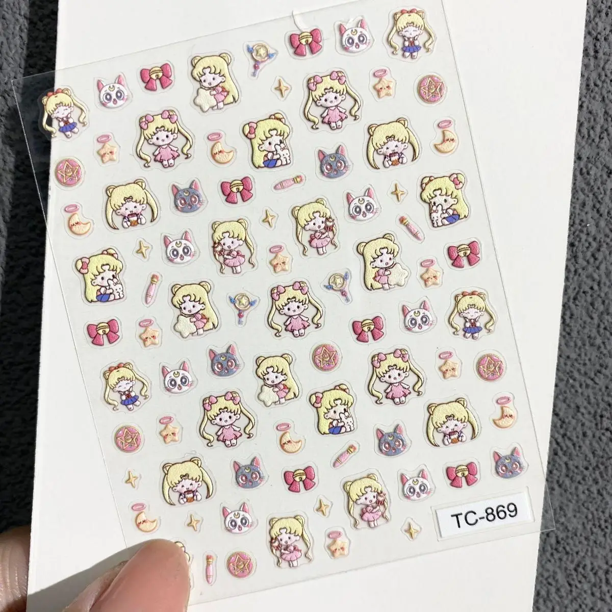 Niedliche Cartoon-Nagelaufkleber mit geprägtem Sailor Moon Tsukino Usagi, Moon Bunny, für Tagebücher, CCD-Geräte, Wasserbecher, Tablets und Nägel – Detail 5