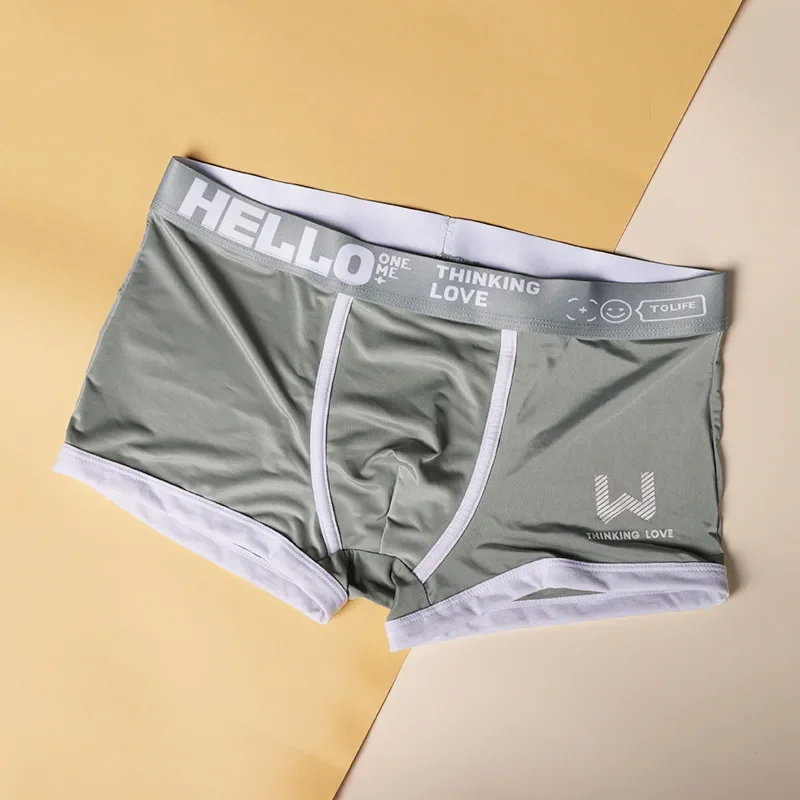 Nuovi pantaloni settimanali junior a quattro angoli ad angolo piatto da uomo stampati biancheria intima traspirante in seta di ghiaccio design ad angolo piatto per un comfort