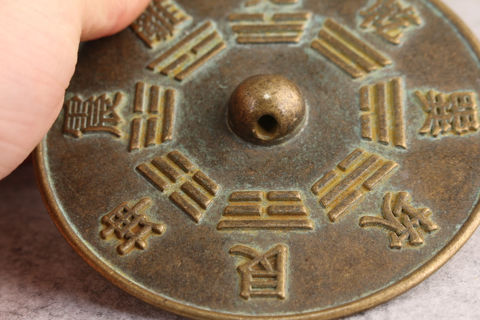 Rare chinese copper Handwork Mirror Gossip Statue fengshui Art decoration