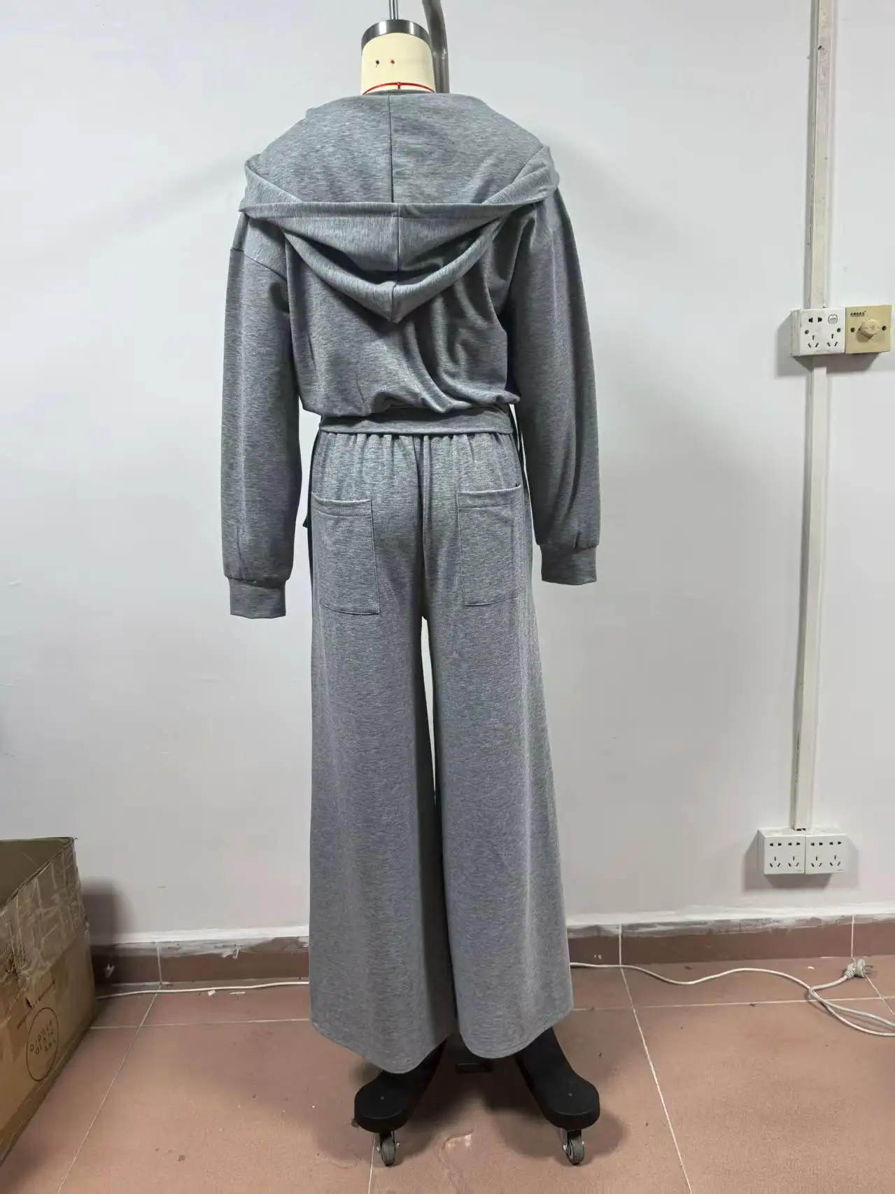 Fitness Damen 2-teiliges Set Reißverschluss-Kapuzenmantel Distressed Jogginghose 2025 Herbst Winter Outfits Fitness Sportliche Trainingsanzüge