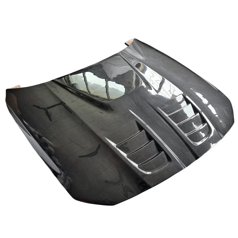 

YL designed carbon fiber hood for 4 Series G26 425i 430i four-door sports car 2022 engine cover