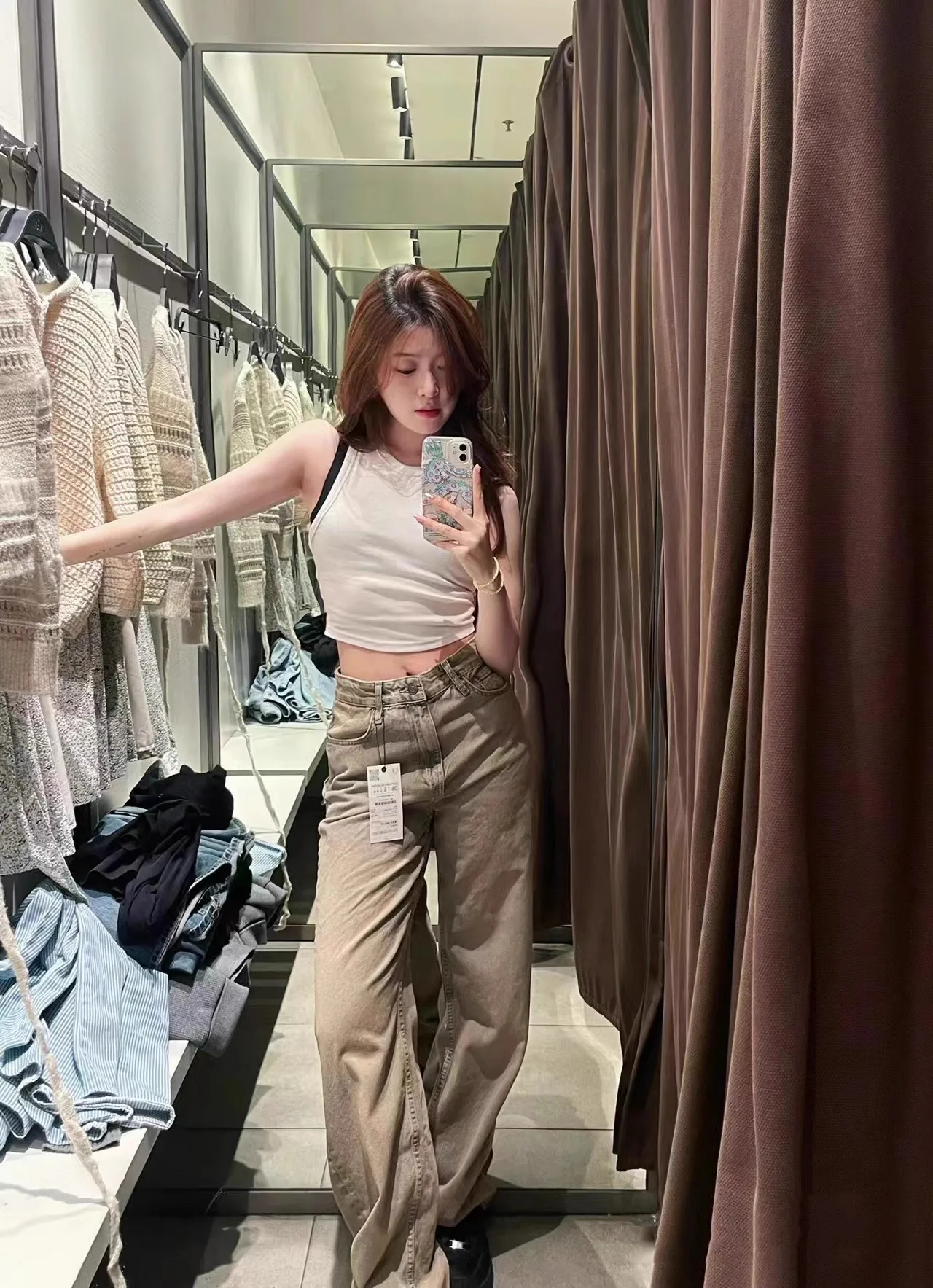 

Summer 2024 Women's Slim Fit round Ne ort Sve Top Tank Top ort Length Svel Versatile Sle Pure Color Other Ma...