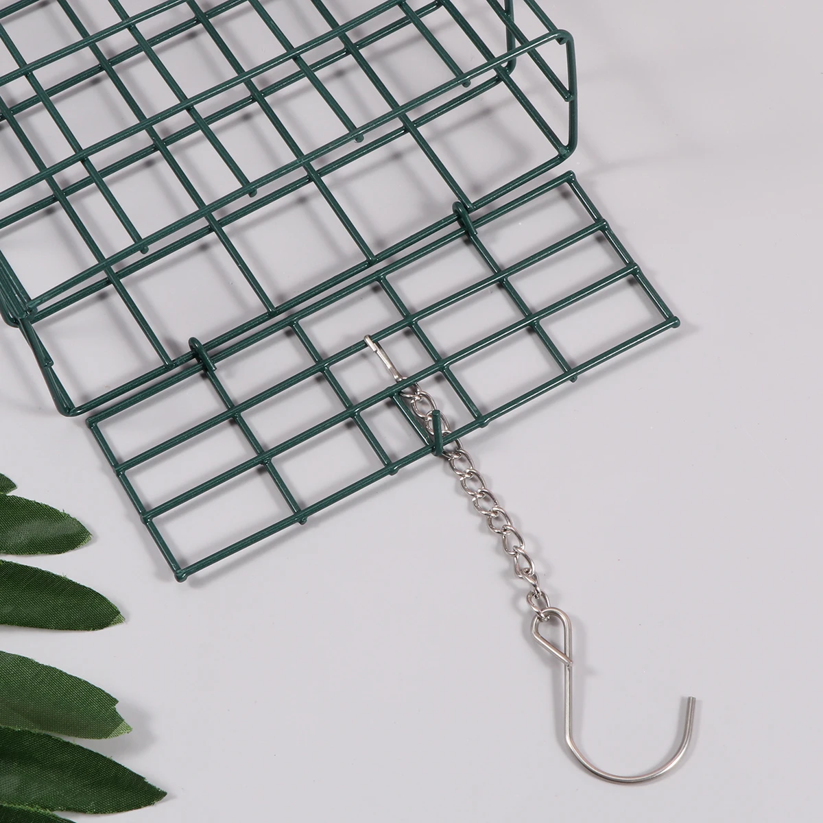 

Creative Bird Feeder Square Iron Feeding Holder Garden Outdoor Birds Accessories Rack Safe Design for Pet