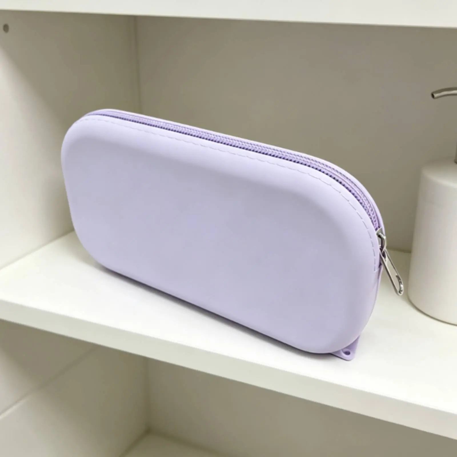 

Silicone Zip Pouch Large Capacity Waterproof Cosmetic Case Silicone Makeup Pouch Easy to Clean for Bathroom
