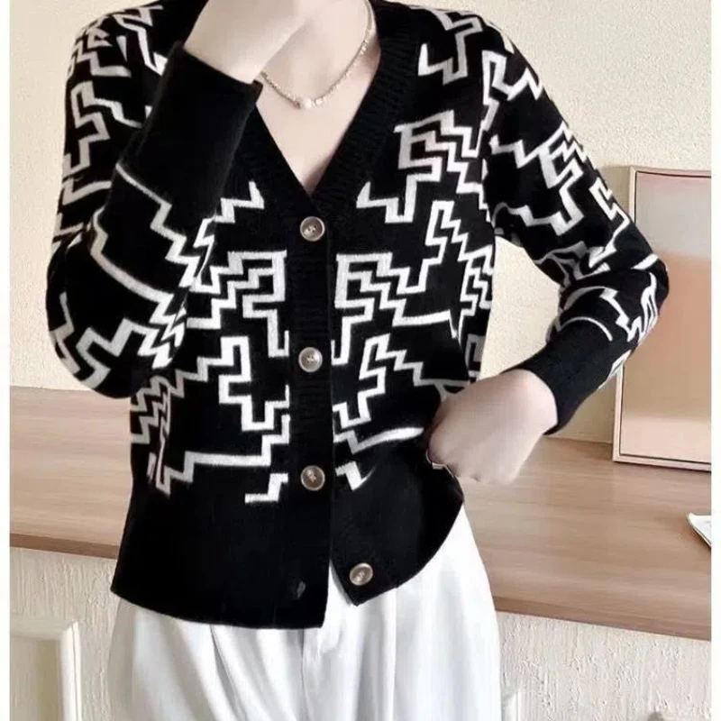 Vintage Contrast Knitting Cardigan Autumn Winter New Long Sleeve V Neck Loose Casual Sweaters Fashion Office Women Clothing