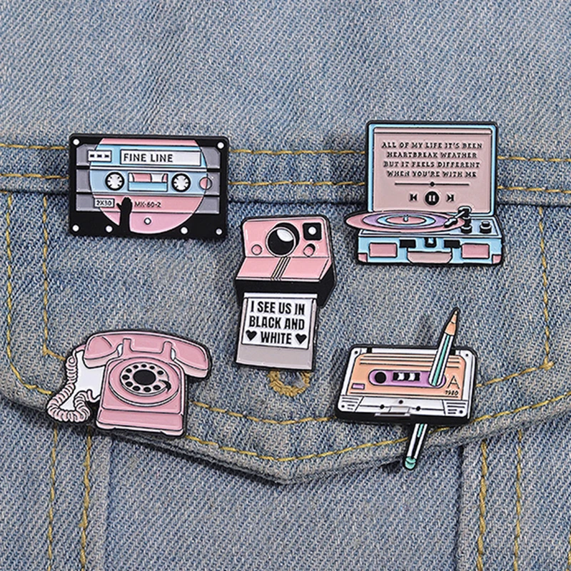 

Camera Tape Enamel Pins Custom Tape Phone Gramophone Retro Brooches Lapel Badges Funny Jewelry Gift for Kids Friends