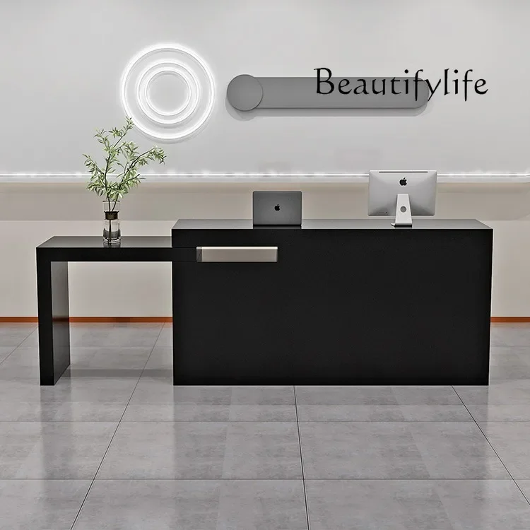 Minimalist clothing store Retractable checkout page store Small bar Corner reception desk Ancient style