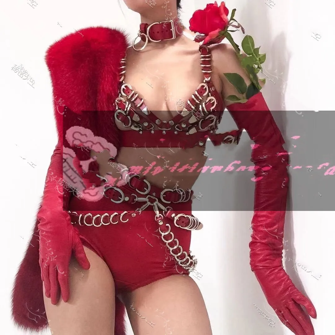 

Bar GOGO Valentine's Day costume strap bra costume red charm sexy metal strap suit