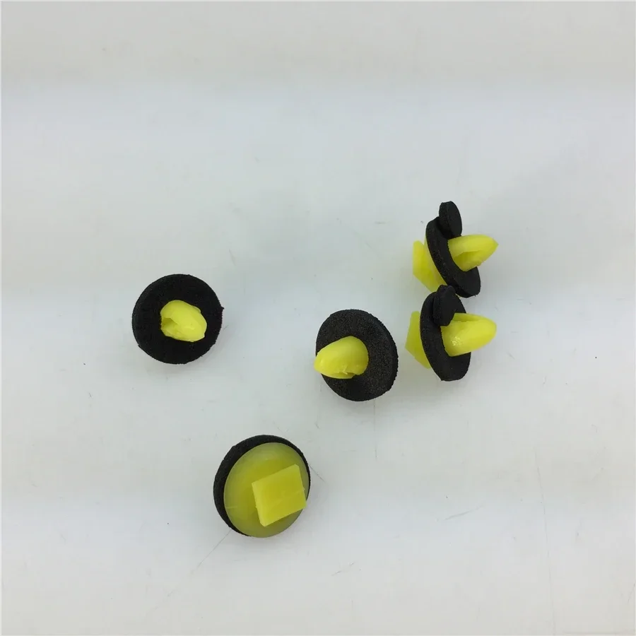 

Car car door trim buckle plastic screws 10pcs