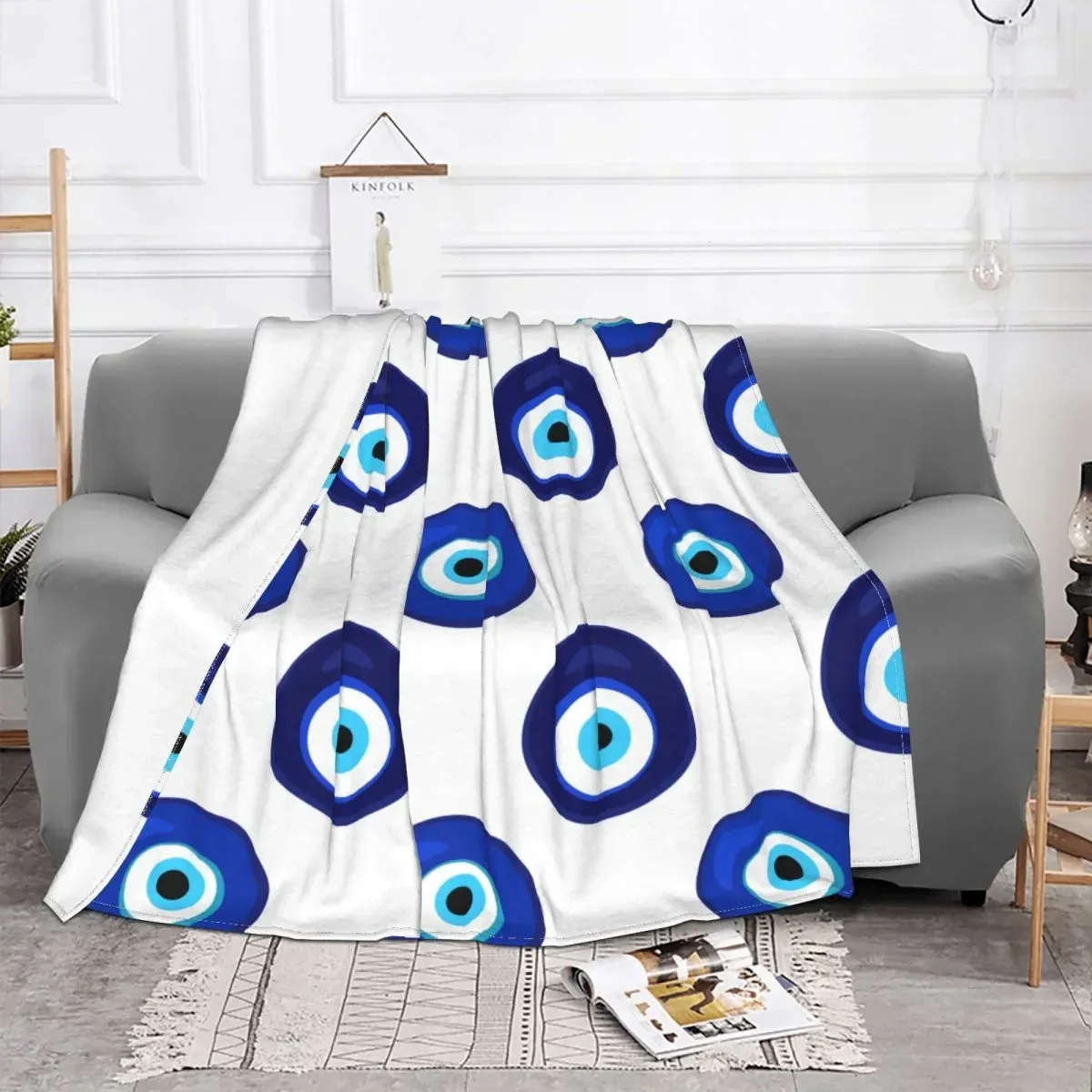 

Nazar Evil Eye Magic Blanket Velvet Print Beauty Eyelash Multi-function Lightweight Throw Blanket for Bed Office Quilt