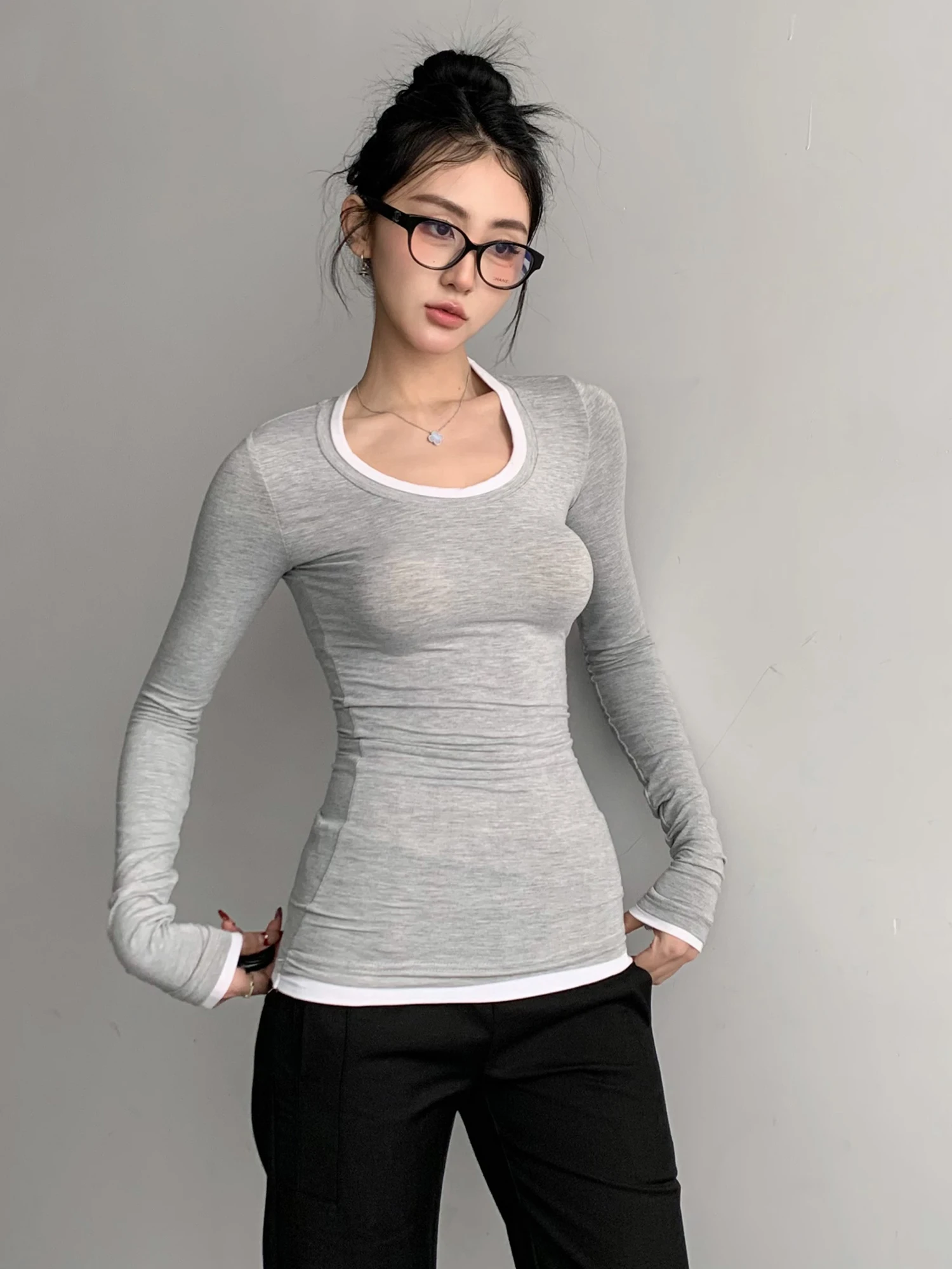 

Big Round Neck Spicy Girl Slim Solid Color Long Sleeve Women's 2024 Autumn New Collection Spliced Fake Two Piece Sexy Top D361