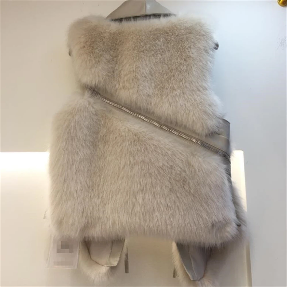 Faux Fur Vest Coat Women'S Lapel Sleeveless Buckle Slim Fit Hot Sale Teddy Coat 2024 High Street Plush Fur One Piece Jacket