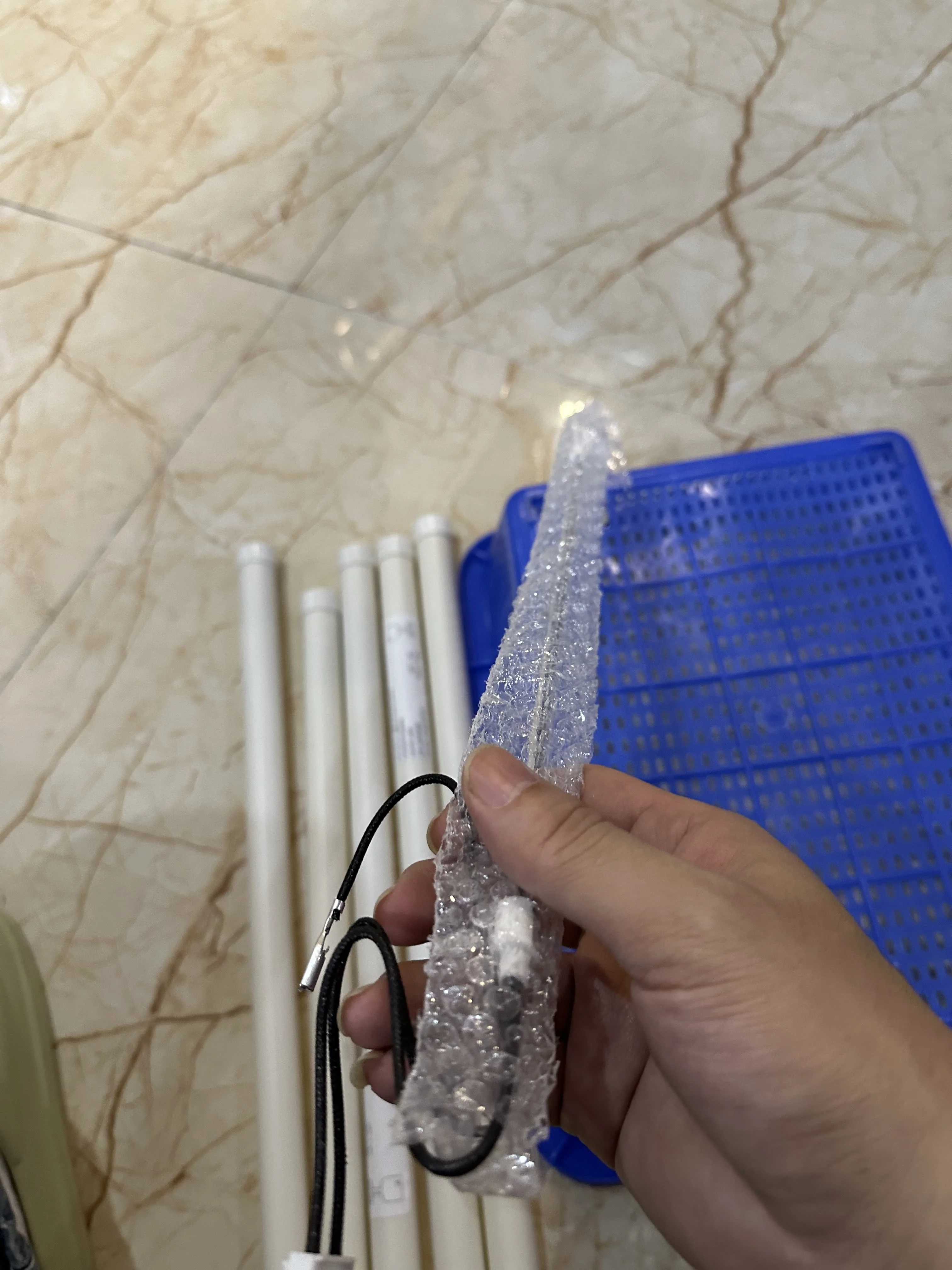 

Нагревательная лампа фьюзера 120 В 240 В для KYOCERA ECOSYS P2235DN 2235DW P2040DN 2040DW M2135DN 2635DN M2635DW 2735DW 2040DN 2540DN