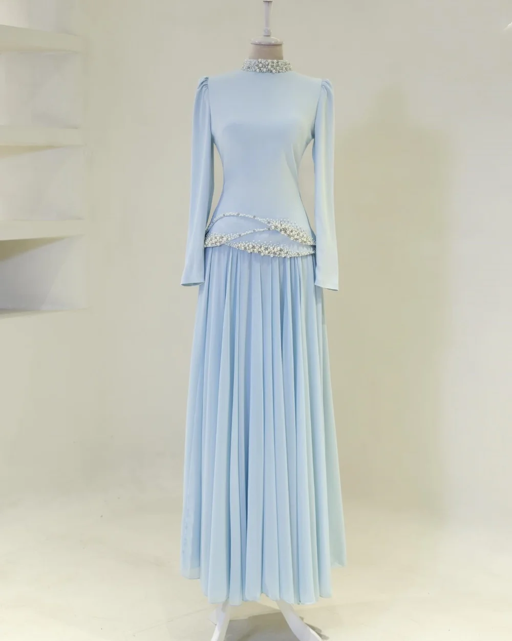 

Customized Sky Blue Luxury Jersey Beading Pearl Rhinestone Draped A-line High Collar Long Dresses Evening Dresses for Woman