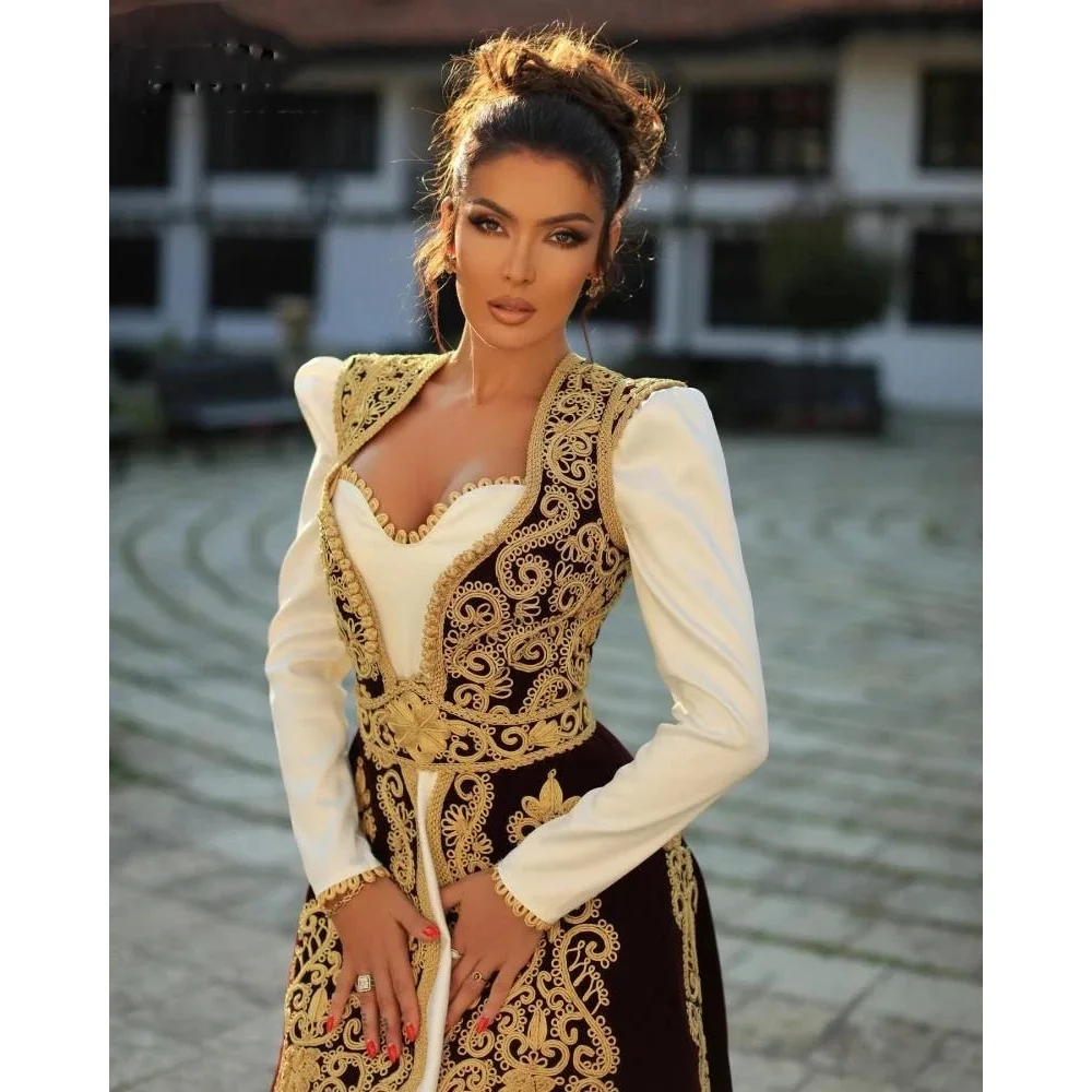 Two Pieces Burgundy Traditional Kosovo Evening Dresses with Long Velvet Coat Sweetheart Lace Applique Formal Party Prom Gown