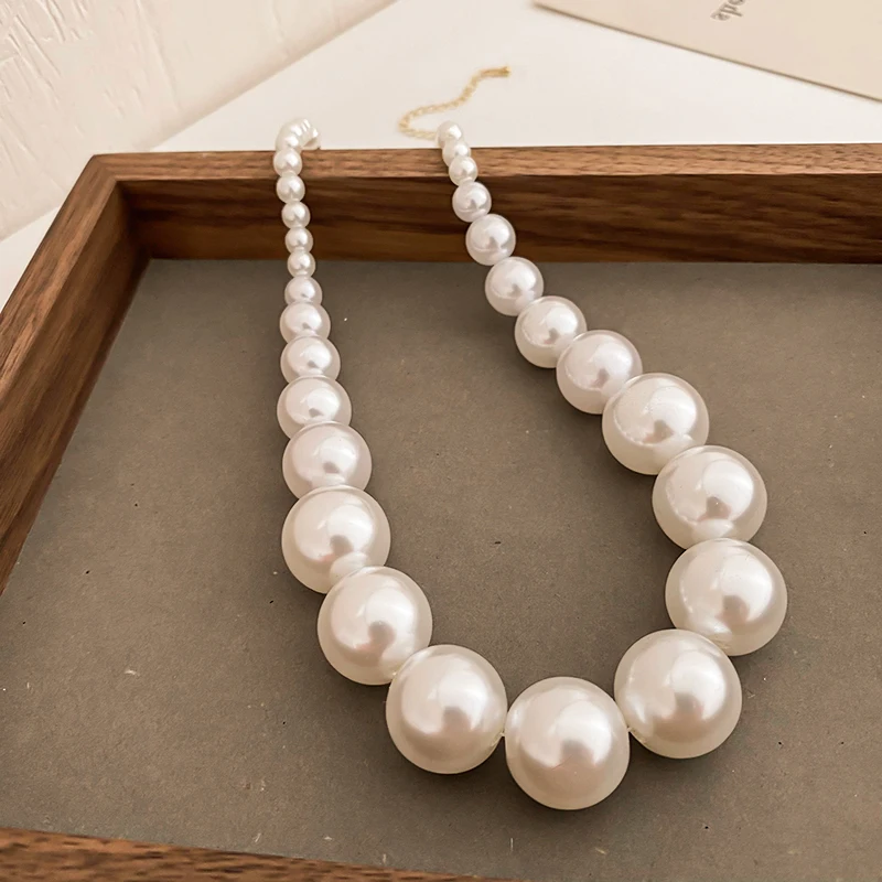 Vintage Gradient Size Pearl Necklace for Women New Design Temperament Collarbone Chain Fashion Necklace Women's Jewelry