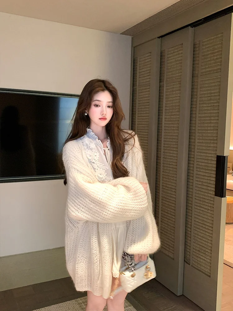 

Французский женский комплект из вышитой юбки и топа для осени: дышащий, с завышенной талией, с растительным цветочным узором, свободный крой...