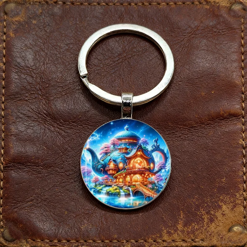 New Peach Heart Letter Q Queen Keychain Personality Poker Spades Q Club Glass Cabochon Key Ring Car Key Chain Men Hewelry