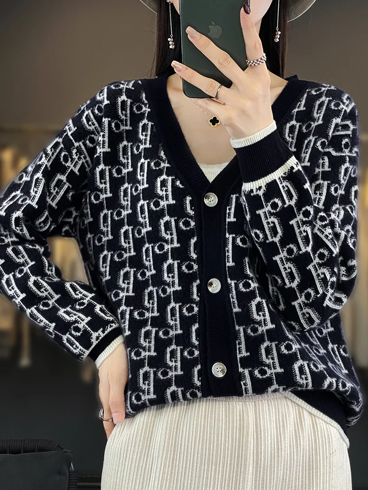 Women V-neck Heavy Duty Sweater Cardigan Cable Knitting Wool Sweater Autumn Winter Soft Long Sleeve 100% Merino Wool Knitwear