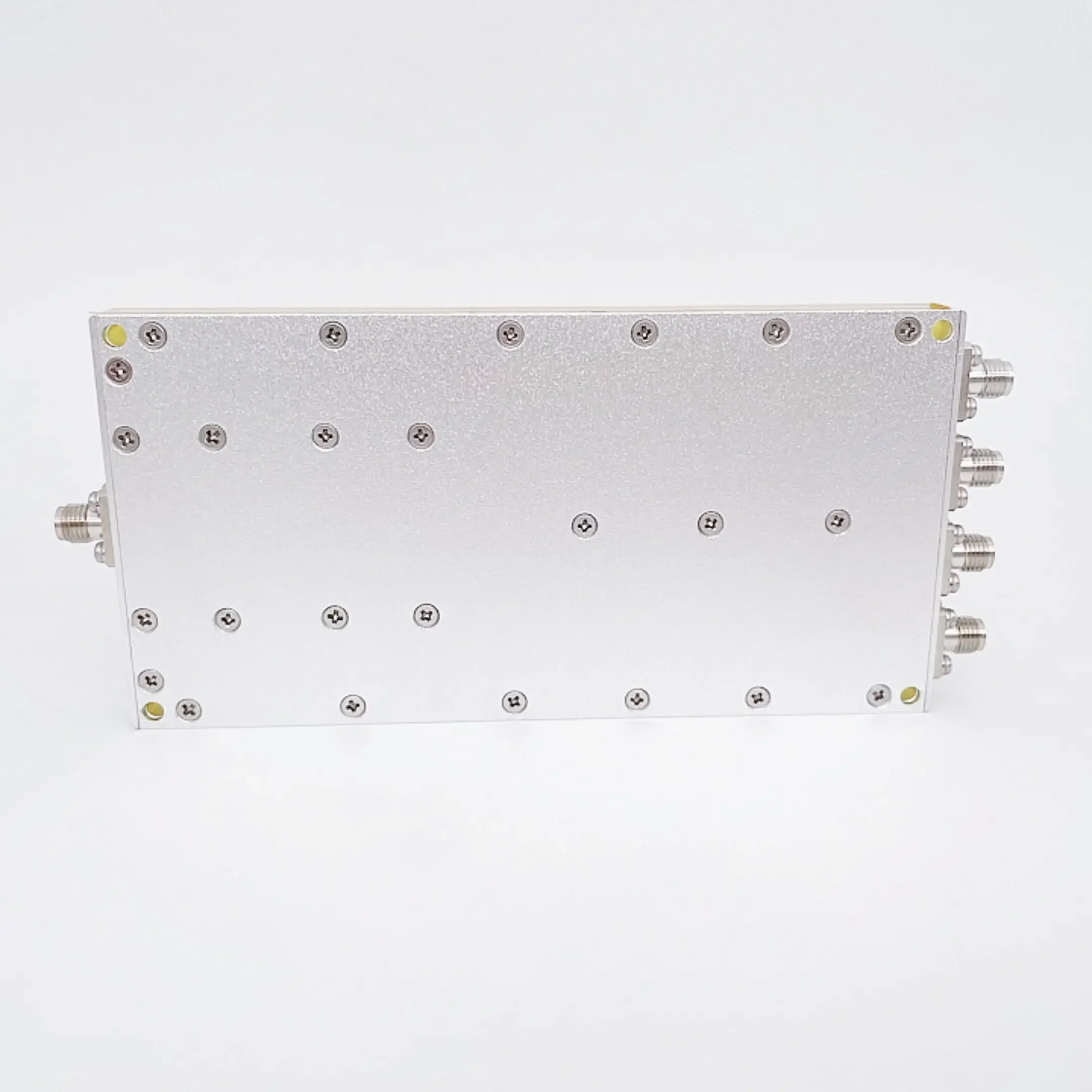 2026 Lyle Microwave SMA-Female Connector/400-6000MHz One Minute Four Power Splitter
