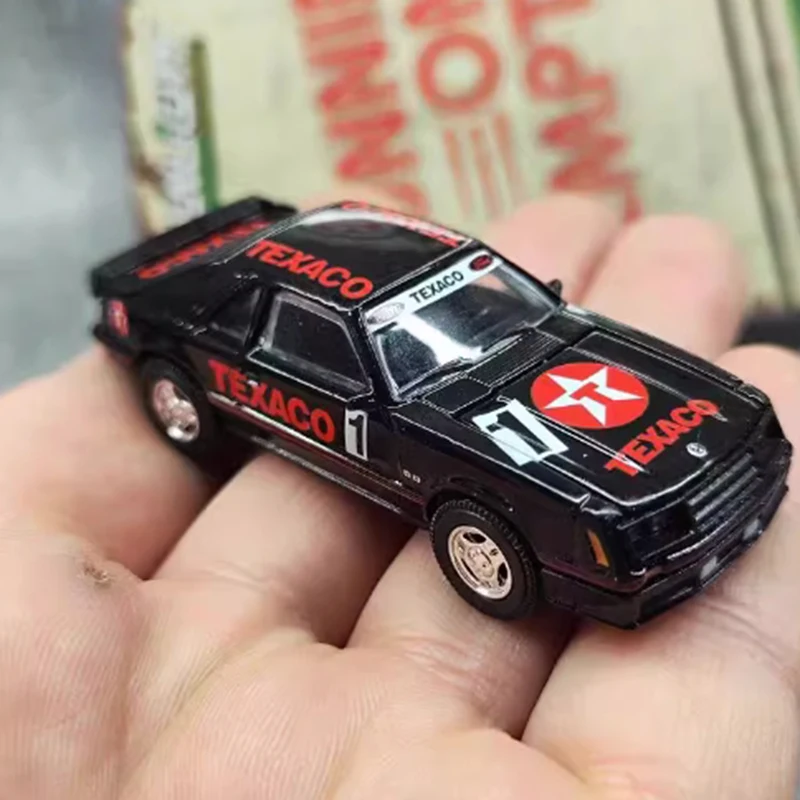 

Greenlight масштаб 1:64 1982, Mustang GT, имитация модели автомобиля из сплава, статическая коллекция, украшенные праздничные подарки, игрушки, сувенирный подарок