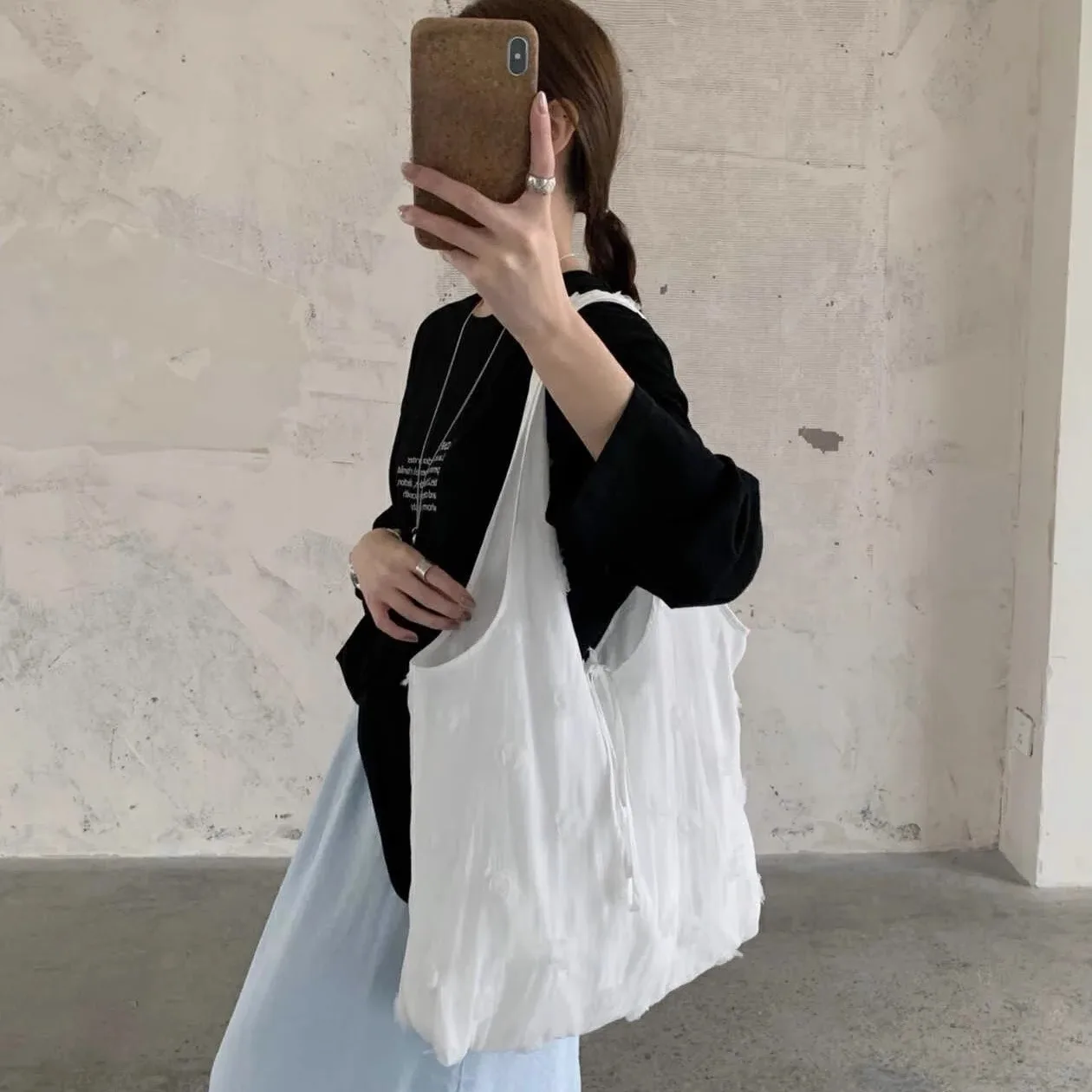 حقيبة يد نسائية أنيقة بتصميم إنجليزي مزينة بالزهور، حقيبة كتف واحدة جديدة لموسم الربيع والصيف، نمط حضري بسيط مع نقش زهري للاس... #4