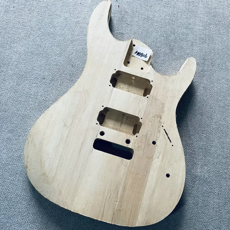 

Корпус для гитары ST HB926 с 2-осевым тремоло и креплением для струн, из массива липы, без покраски, для самостоятельной сборки и замены деталей