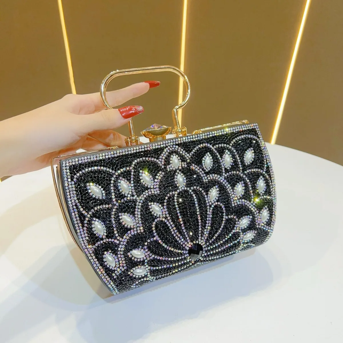 

Dinner Women's Handbag With Diamonds Banquet Clutch Bag Dress Evening Women's Bag Rhinestones Light Luxury Style Evening Clutch