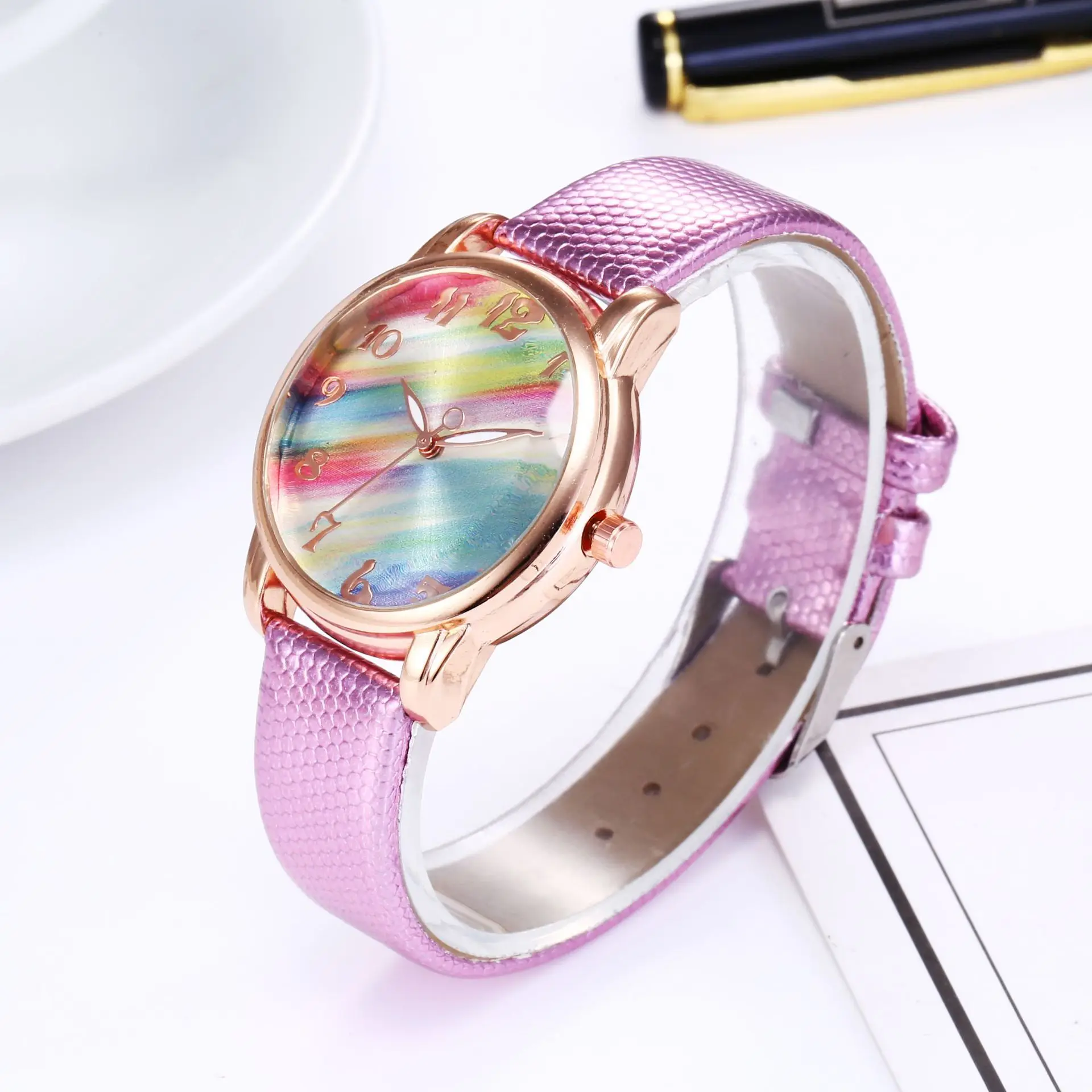 Frauen Mode Regenbogen Zucker Shi Ying Damen Armbanduhr lässig Mode Farbe Leder Uhr Studenten tragen Uhren Reloj Para Mujer