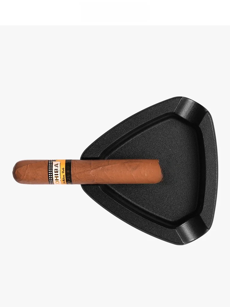 portasigarette-in-metallo-guevara-con-fessura-antiscivolo-design-classico-in-lega-di-zinco-per-sigarette-e-sigari-uso-domestico