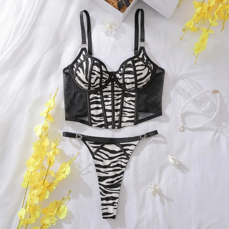 Toucheart مثير الملابس الداخلية دعوى النساء الساخن فتاة مثير الحمالة سترة ضئيلة الملابس الداخلية ثونغ قطعتين مجموعة المرأة مخطط الملابس الداخلية دعوى