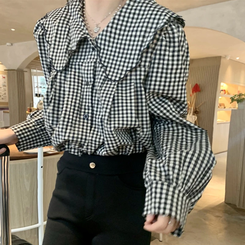 Shirts Women Fashion New All Match Plaid Design French Style Peter Pan Collar Vintage Casual Spring Ladies Clothes Cozy Pretty