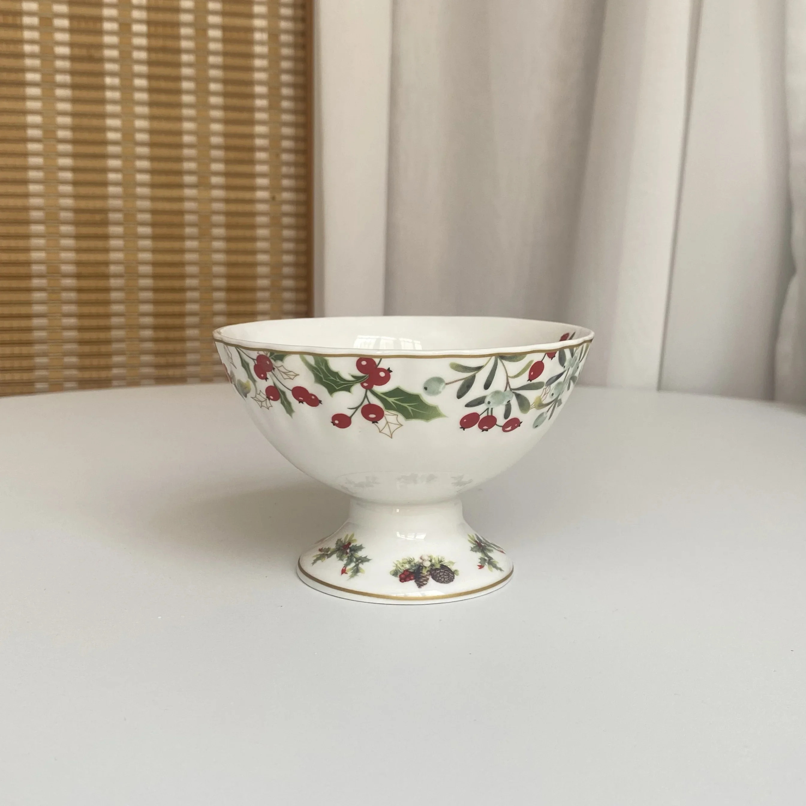 High value ceramic high foot ice cream cup dessert bowl fruit salad bowl exquisite afternoon tea tableware ice cream bowl